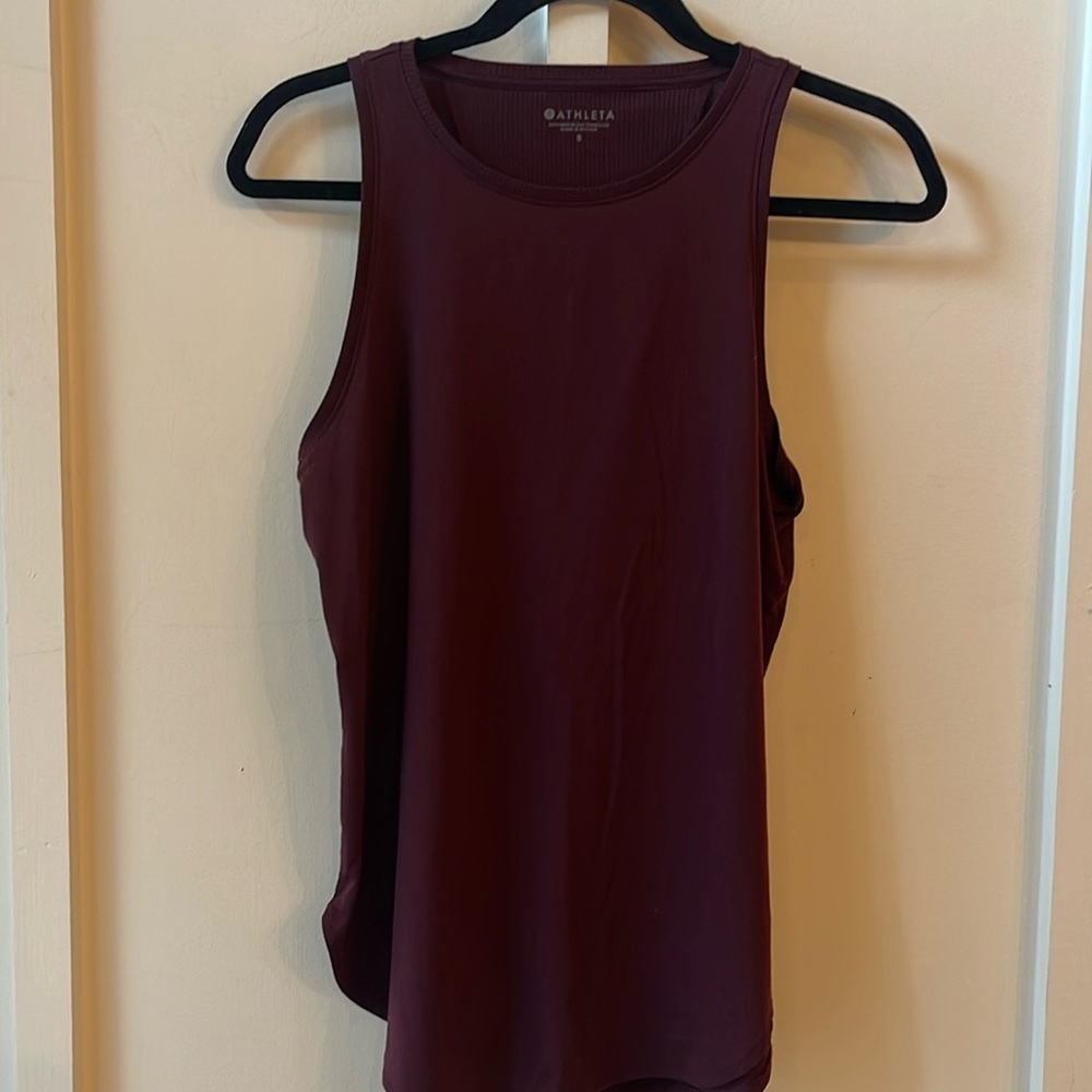 Athleta Crimson Ling Length Tank